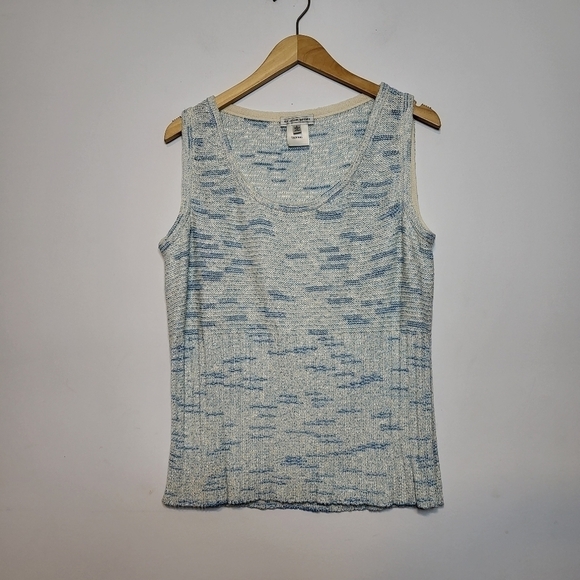 ST JOHN SPORT Sleeveless Scoop Neck Wool Sweater Size L - Picture 1 of 11